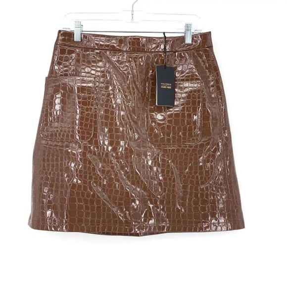 Halogen Atlantic-Pacific Croc Embossed Mini
Skirt - Size Small - Picture 4 of 10